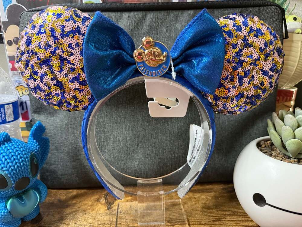 NWT Disney Parks Annual Passholder Exclusive Ear Headband Blue Sequin WDW